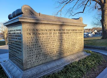 massachusetts/plymouth-county/landmark/plymouth-village-historic-district