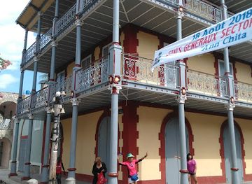 haiti/jacmel/landmark/jacmel-town-square