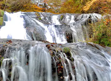 Tamasudare Falls