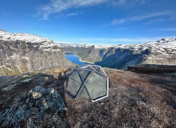 norway/trolltunga/landmark/trolltunga-adventures