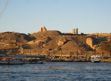 egypt/aswan/nubian-village/landmark/elephantine-island-pyramid