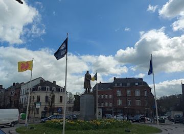 belgium/namur/landmark/statue-de-leopold-ii
