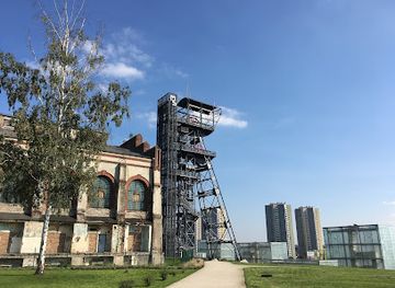 poland/silesia/landmark/the-tower-shaft-warszawa-ii