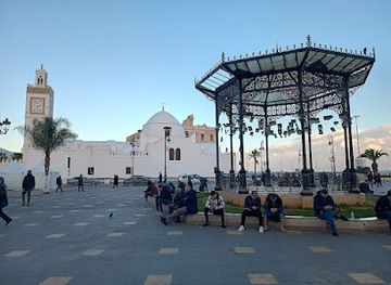 algeria/algiers-bay/landmark/martyrs-square
