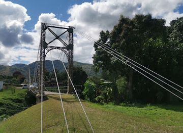 new-caledonia/touho/landmark/passerelle-marguerite