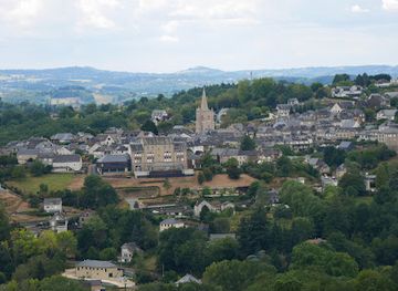 france/limousin/landmark/les-pans-de-travassac