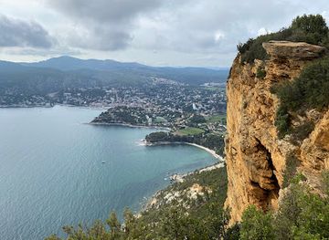 france/cassis-calanques/landmark/falaises-de-cassis
