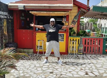 sint-maarten/philipsburg/landmark/biggy-s-central
