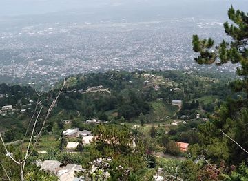 haiti/jeremie/landmark/fort-jacques-et-fort-alexandre
