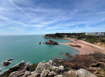 jersey/saint-saviour/landmark/portelet-beach