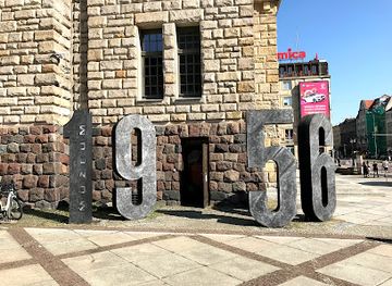 poland/poznan/landmark/poznan-uprising-museum