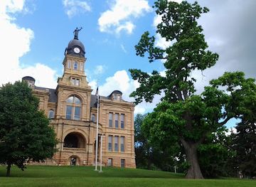 minnesota/mankato/landmark/blue-earth-county-historic-courthouse