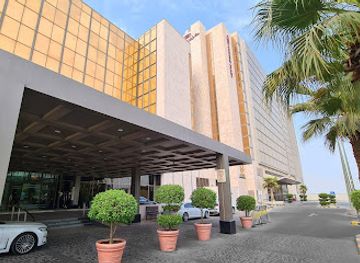 kuwait/farwaniya-governorate/landmark/crowne-plaza-kuwait-al-thuraya-city-an-ihg-hotel