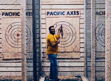 washington/redmond/landmark/pacific-axes