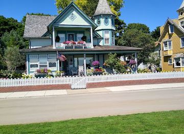 michigan/mackinac-island/landmark/devil-s-kitchen