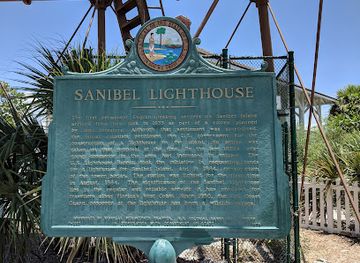 florida/space-coast/landmark/sanibel-lighthouse