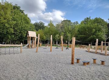 france/aix-en-provence/landmark/promenade-de-l-arc
