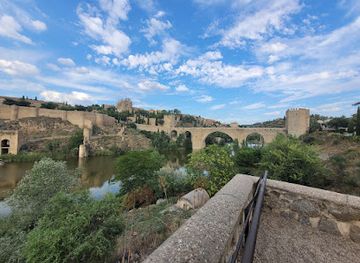 spain/toledo/landmark/san-martin-s-bridge