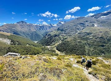 new-zealand/mount-aspiring-national-park/landmark/gillespie-pass