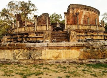sri-lanka/ampara-district/landmark/polonnaruwa-ancient-city