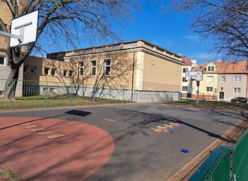 czechia/brno/brno-cernovice/landmark/park-rehorova