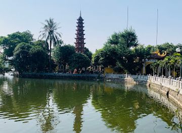 vietnam/hanoi/ba-dinh-district/landmark/john-mccain-memorial