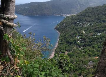 saint-lucia/vieux-fort-quarter/landmark/piton-falls