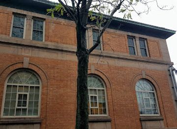 new-jersey/jersey-city/landmark/jersey-city-free-public-library-earl-a-morgan-branch