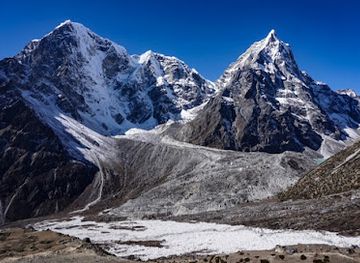 nepal/everest-base-camp/landmark/everest-camp-ii-2