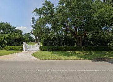 louisiana/plantation-country/landmark/rienzi-plantation-house
