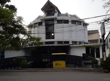 indonesia/bandung/landmark/barli-museum