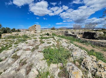 cyprus/paphos/landmark/catacombs
