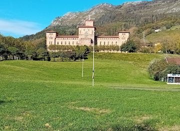spain/basque-country/landmark/caserio-larranaga