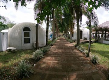 honduras/lago-de-yojoa/landmark/agualpa-domos-cabanas