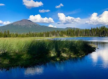 oregon/lake-county/landmark/little-lava-lake