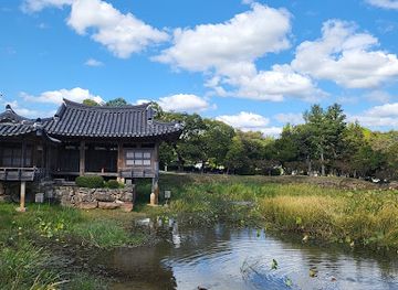 south-korea/gyeongju/landmark/seochulji-pond
