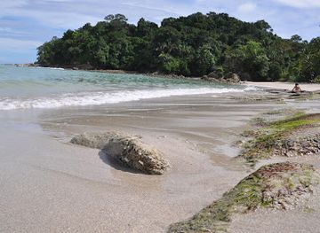 costa-rica/south-pacific/landmark/espadilla-beach