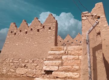 saudi-arabia/riyadh/landmark/one-of-the-towers-of-the-ancient-wall-of-deriyah