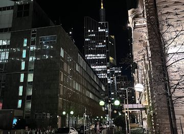 germany/frankfurt/bahnhofsviertel/landmark/ponto-brunnen
