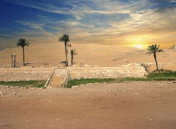 egypt/new-valley/landmark/ruins-of-king-unas-valley-temple