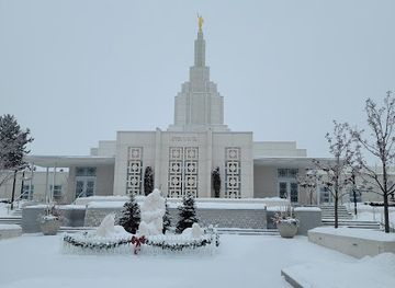 idaho/idaho-falls/landmark/idaho-falls-temple-visitors-center