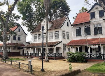 suriname/commewijne-district/landmark/surinaams-museum