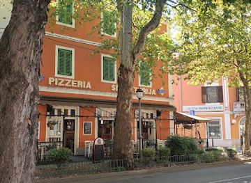 slovenia/izola/landmark/gostilnica-gust