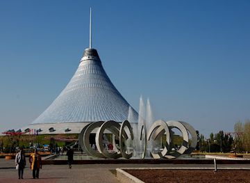 kazakhstan/nur-sultan/khan-shatyr-entertainment-center/landmark/square-of-state-symbols