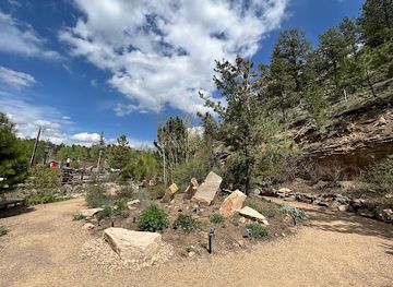 colorado/estes-park/landmark/mrs-walsh-s-garden