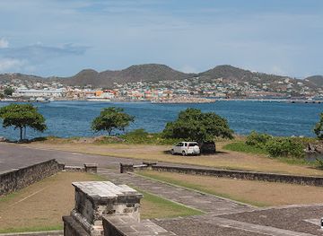 saint-kitts-and-nevis/mount-liamuiga/landmark/the-war-memorial