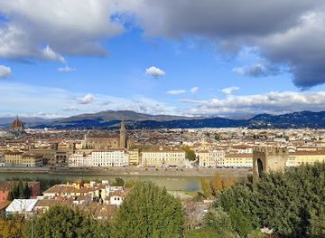 italy/valdarno/landmark/porta-san-miniato
