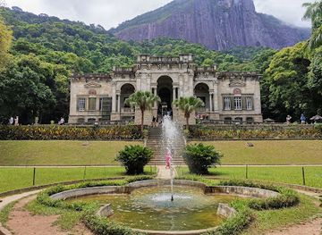 brazil/cerrado/landmark/parque-lage