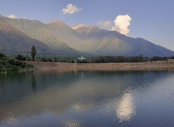 india/kashmir-great-lakes/landmark/dachigam-national-park