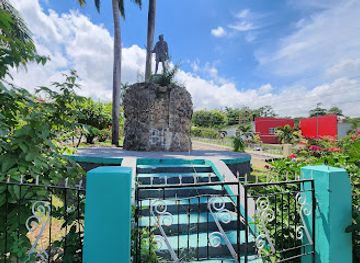 jamaica/runaway-bay/landmark/christopher-columbus-statue